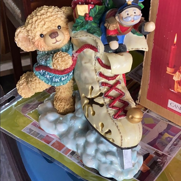 CERAMIC CHRISTMAS DECOR - Picture 2 of 8